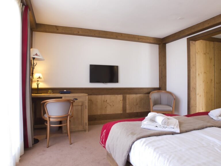 Hôtel, restauration, commerce, chambre d'hôtel, Raboud Group