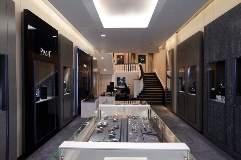 Agencement boutique Piaget - Raboud Group