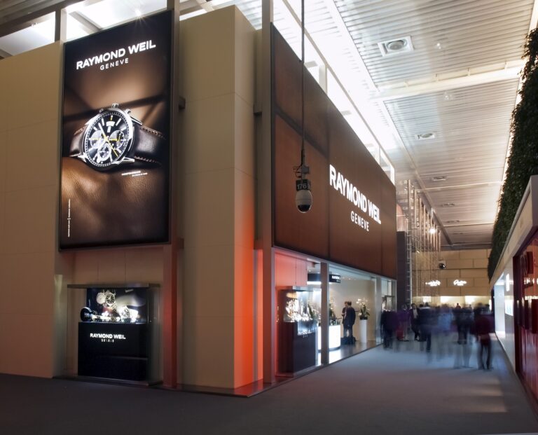 Agencement stand Raymond Weil - SIHH - Raboud Group