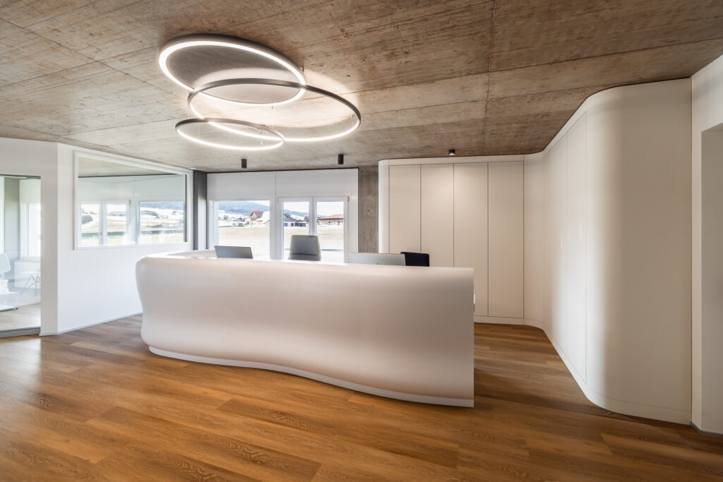 agencement d'intérieur, réception centre médical, Raboud Group